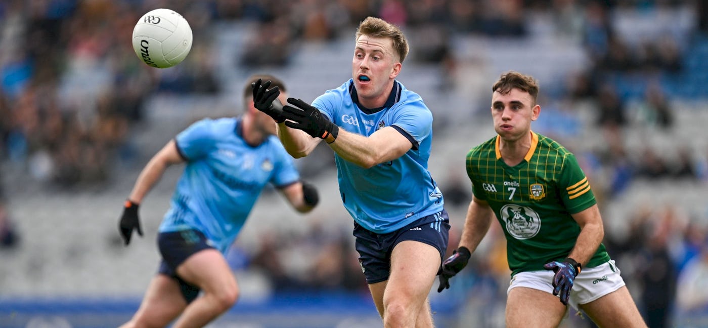 Senior Footballers progress to Leinster Semi Final with win over Meath